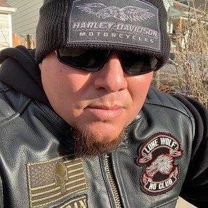 Meet your Posher, Adam